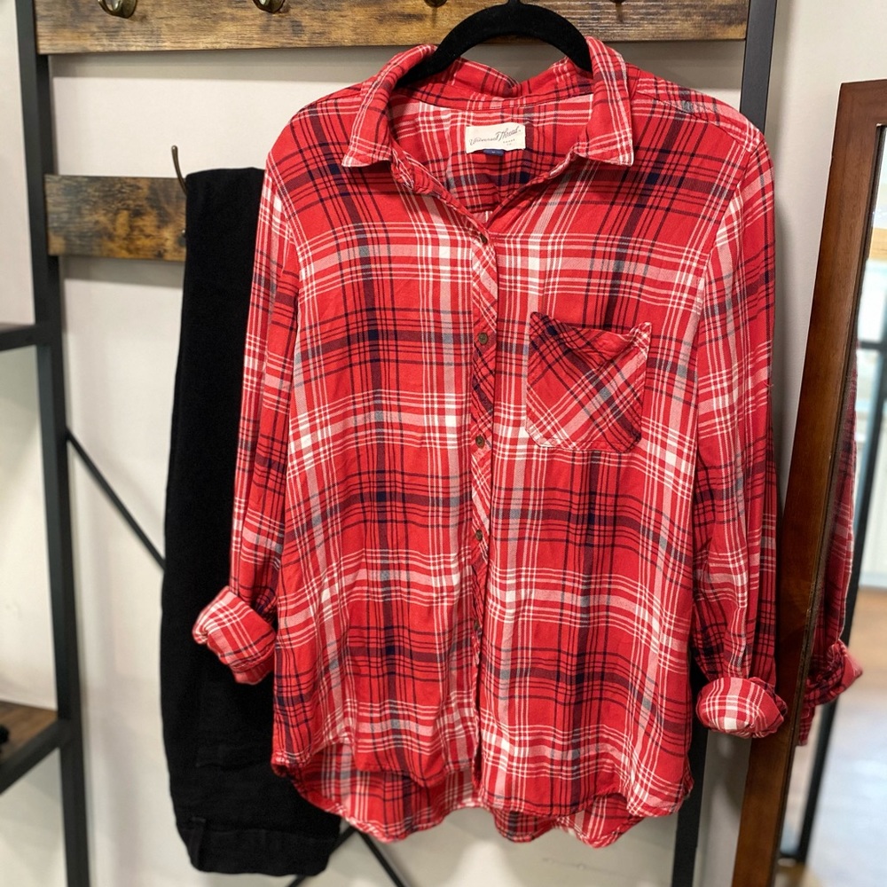 EUC Universal Thread Plaid Button up MED